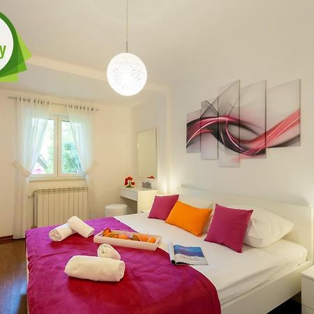 Leona & Borna'S Central Lapad Suites Dubrovnik Bagian luar foto