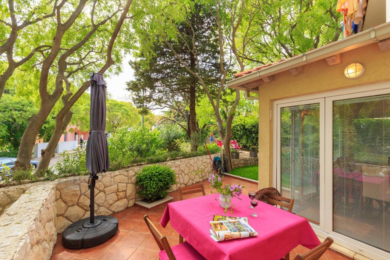 Leona & Borna'S Central Lapad Suites Dubrovnik Bagian luar foto